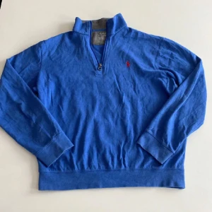 Polo Ralph lauren half zip - Ralph lauren half zip i fint skick. Vid frågor bara höra av sig.