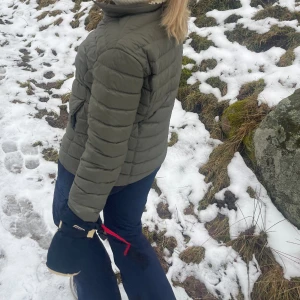 Lättviktsjacka  - Fint skick