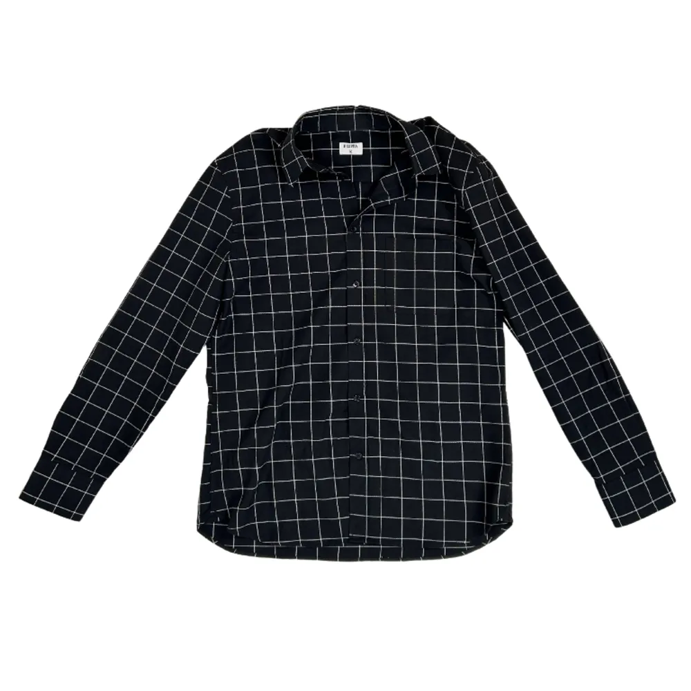 rutig cool skjorta från filippa k, nyskick . Paidat.