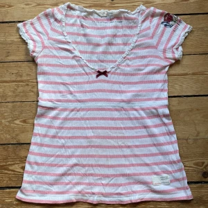 Odd Molly topp  - Så söt topp från odd molly, strl 0 vilket motsvarar xs💗