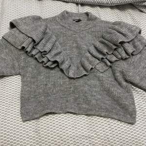 Säljer min jätte fina stickade tröja som inte kommer till användning och som är som ny!❤️