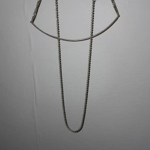Äkta silver halsband - Äkta silver halsband som är ifrån bianca ingrossos kollektion. Otroligt fin och går att ändra lite i längden.