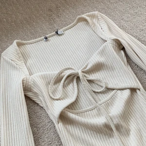 Topp nakd - Rosett topp nakd