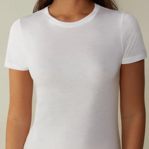 Intimissimi T-shirt - Jätte fin t-shirt från intimissimi som blivit för liten. Nypris 199❤️ Priset går att diskuteras