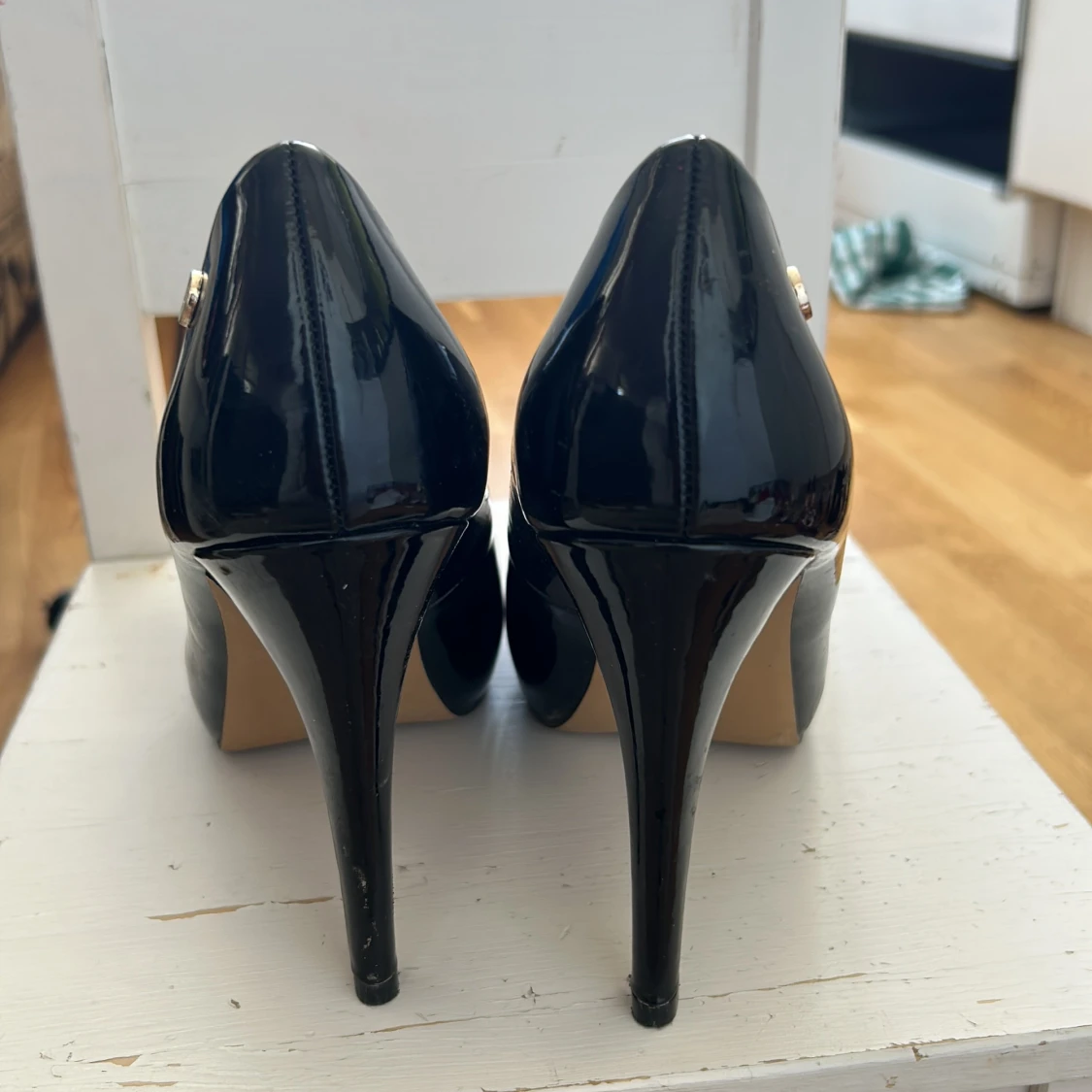 Skor från Queen  - 92