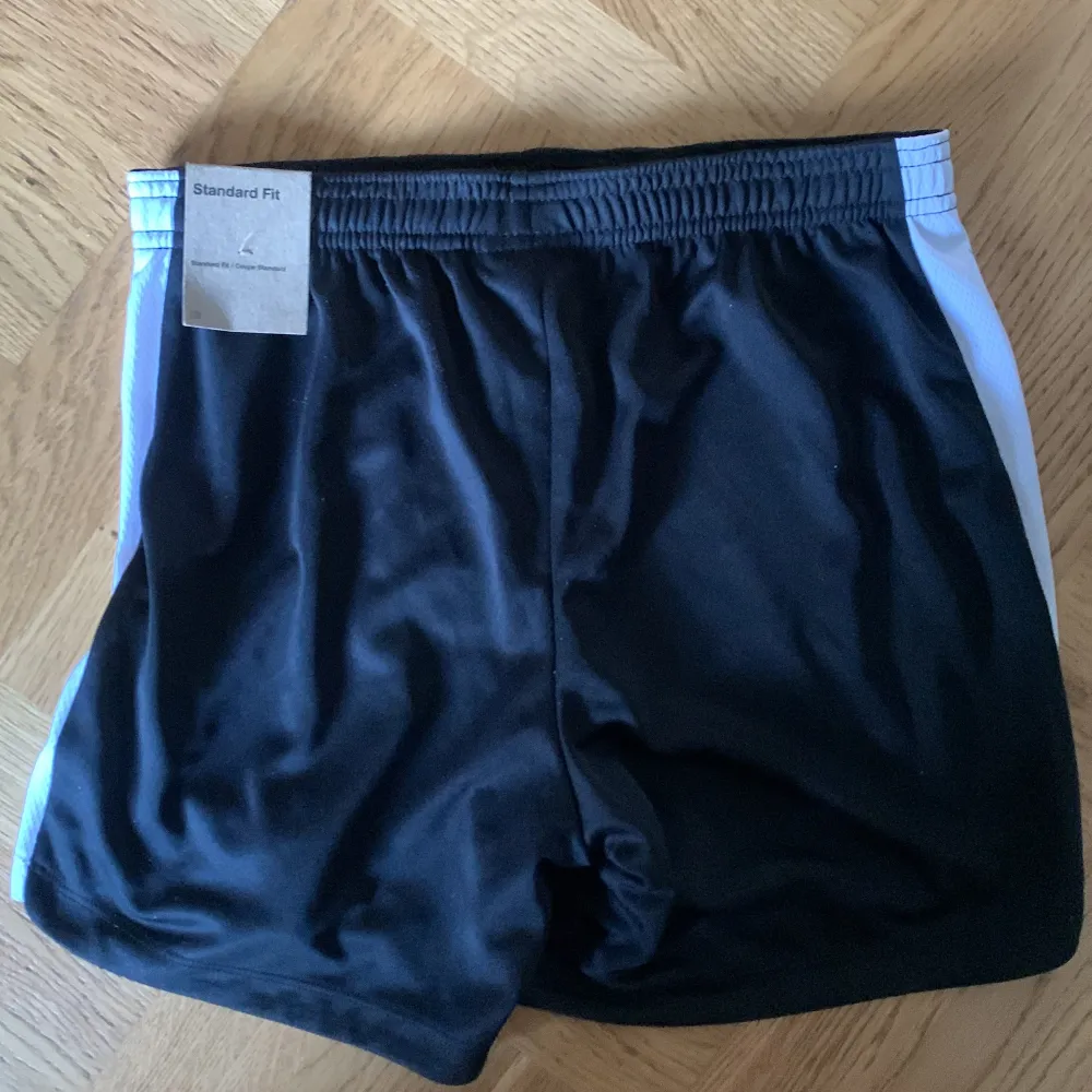 Aldrig använda nike shorts köpta på itersport. Shorts.