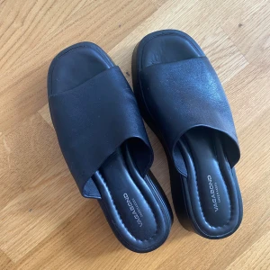 Vagabond skor - Storlek 37, knapp använda i väldigt bra skick. Går även bra att frakta 