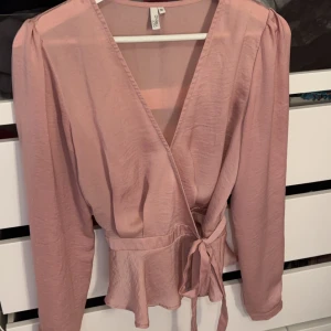 Blus - Så söt, aldrig använd!