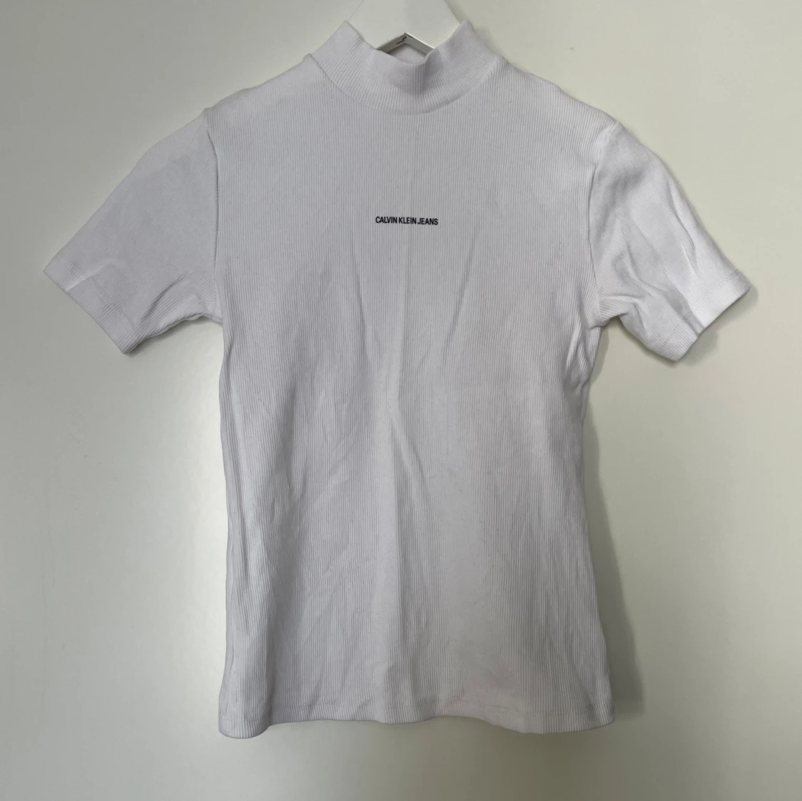 Calvin Klein ribbad topp