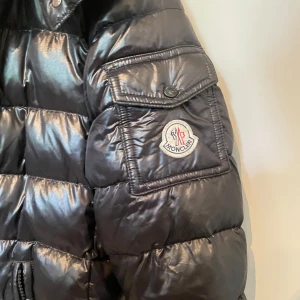 Moncler jacka  - Storlek S moncler jacka 