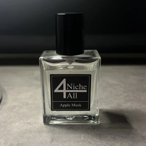 Apple Musk  - Apple Musk från Niche4all. Nypris 659kr. Kom med prisförslag men byter gärna också!