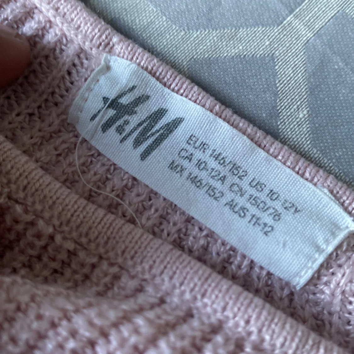 Säljer denna sköna mjuka tröjan för ändast 45 kr  - 90