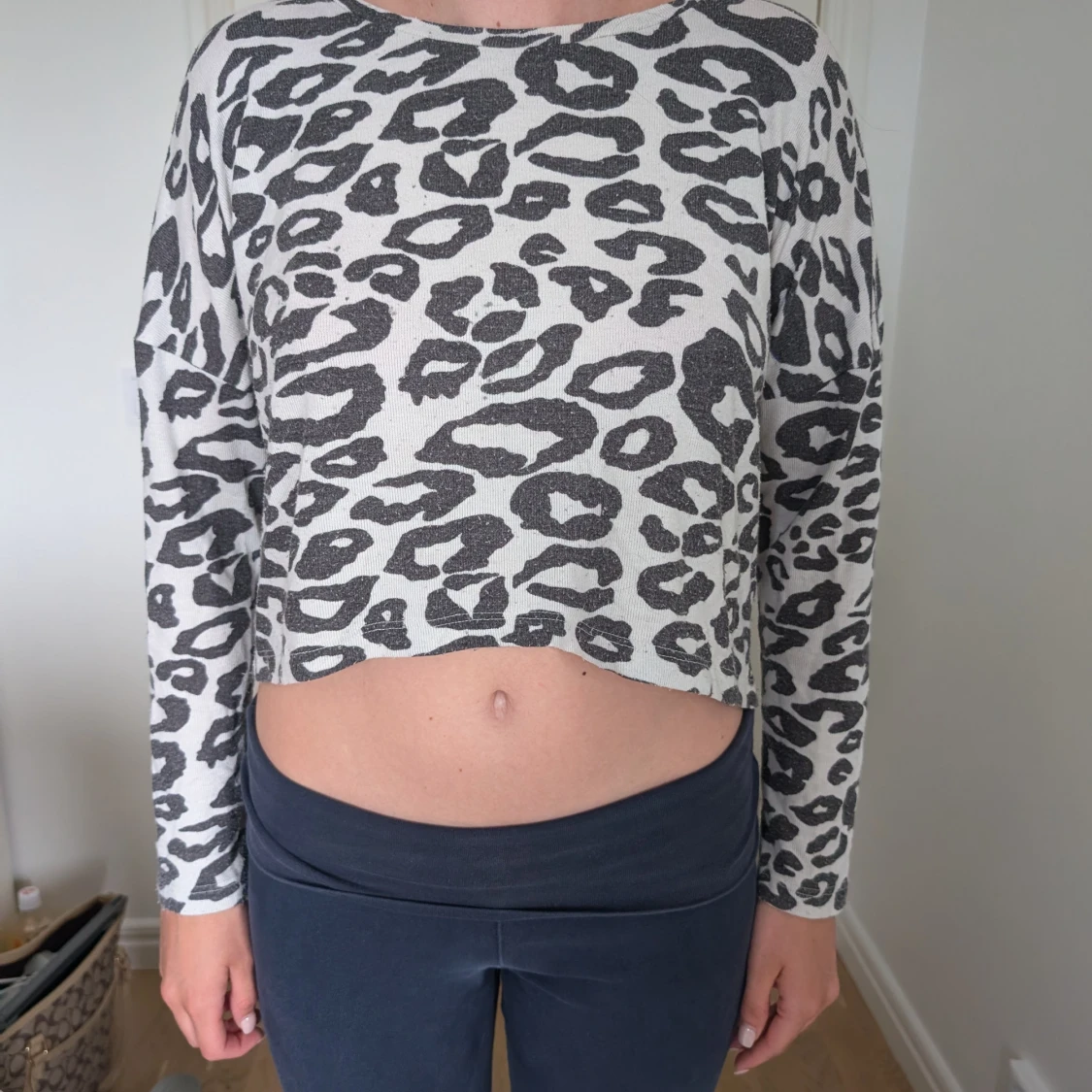 Långärmad i leopard-print 