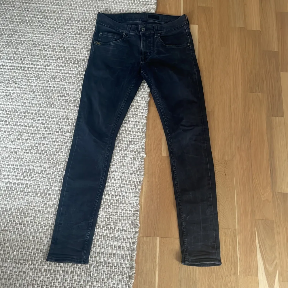 31/32 Perfekt skick inga defekter  . Jeans & Byxor.