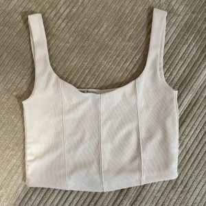 Topp - Topp från stradivarius, aldrig använd