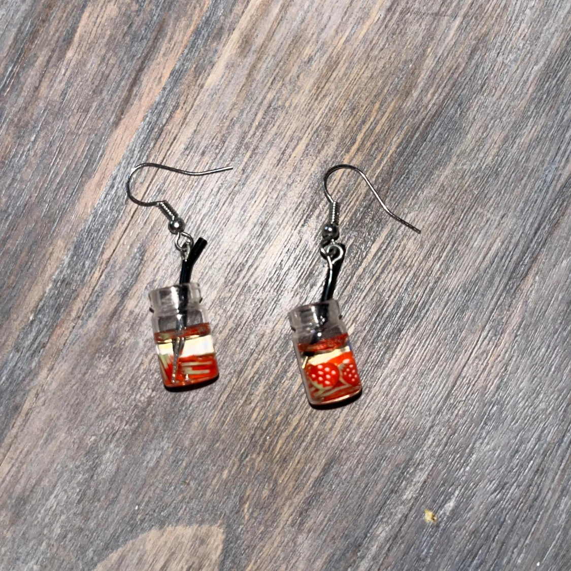 BurkJordgubbsörhängen