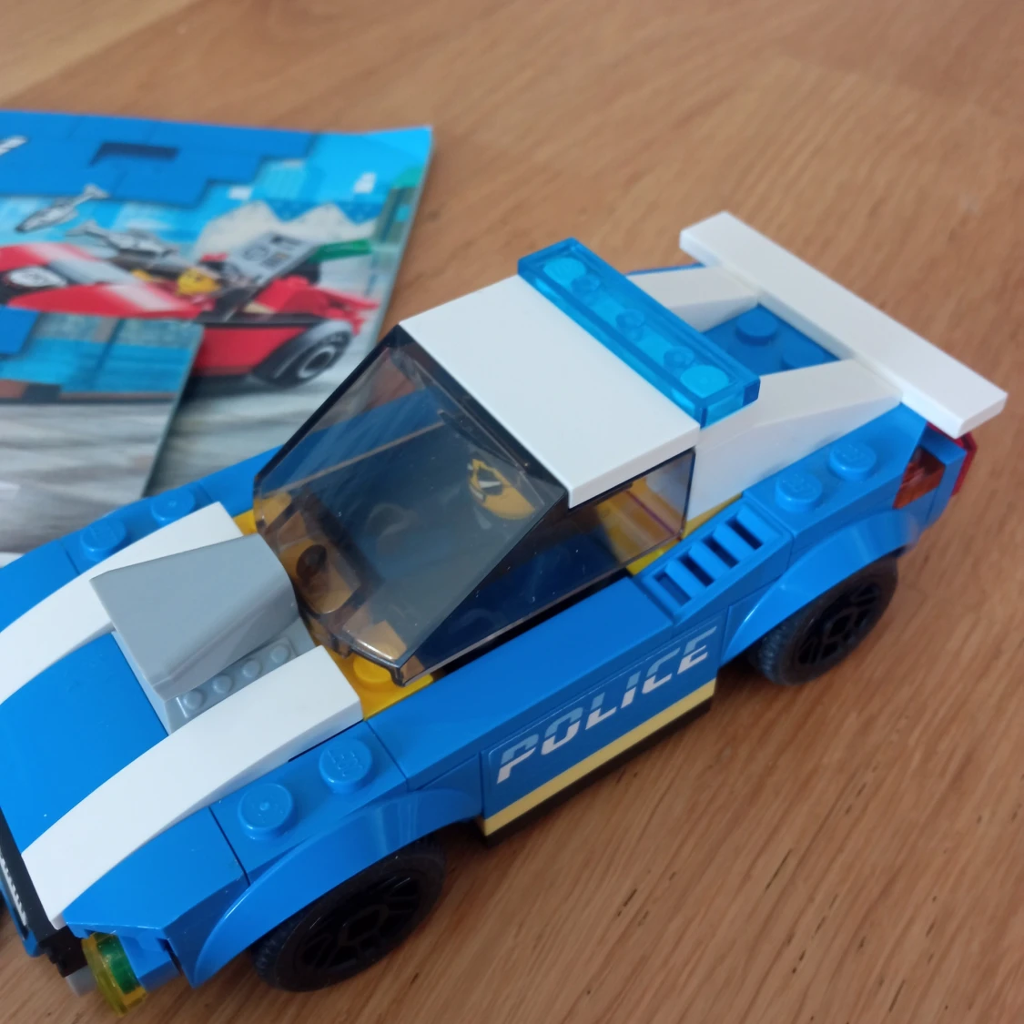 Lego City 60242 Tjuv och Polis  - 92