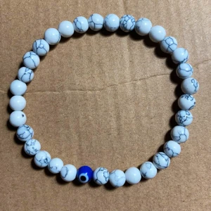 Helt nytt armband (Evil Eye) -  Elastiskt  Rök- och djurfritt hem