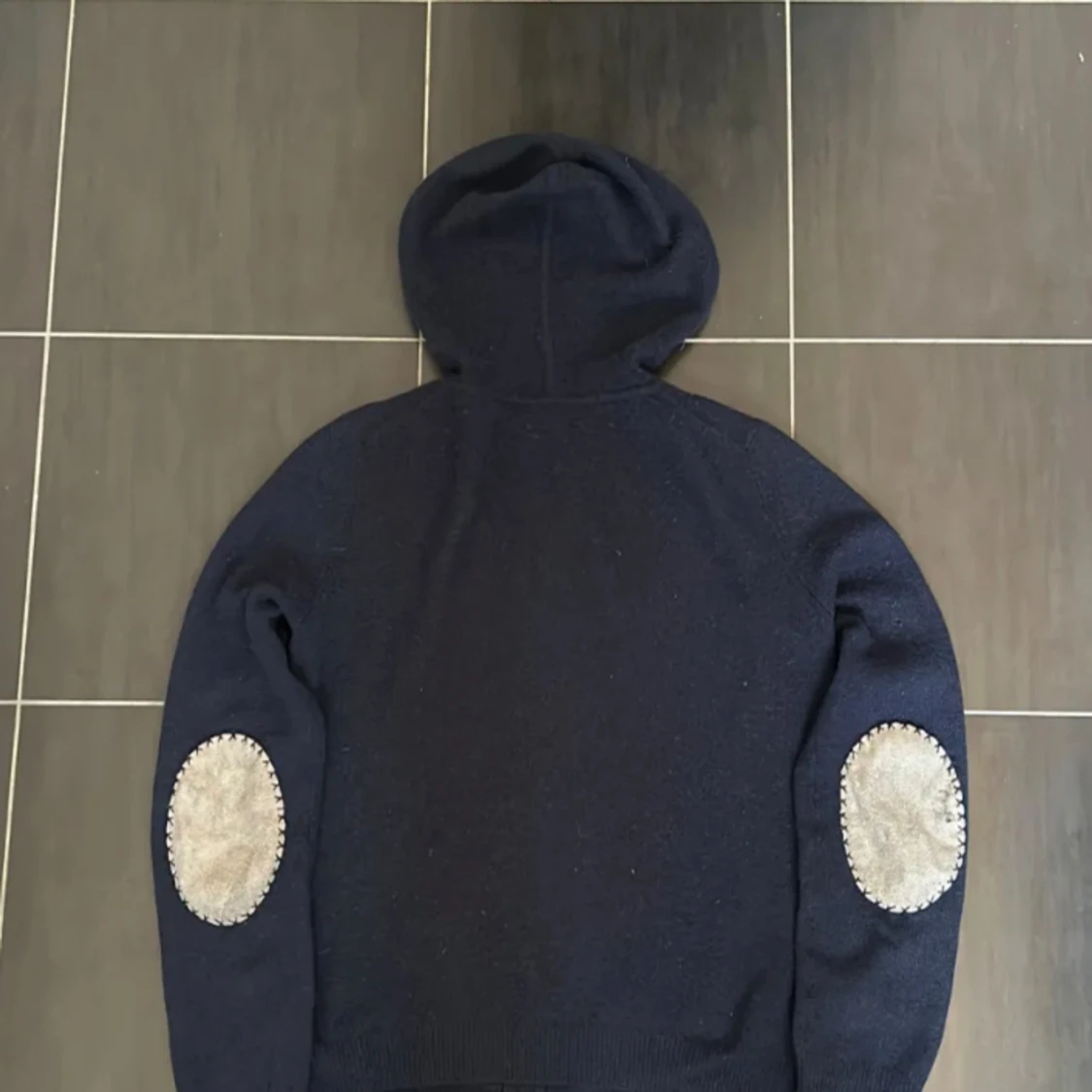 100 % Cashmere zip up. - 91