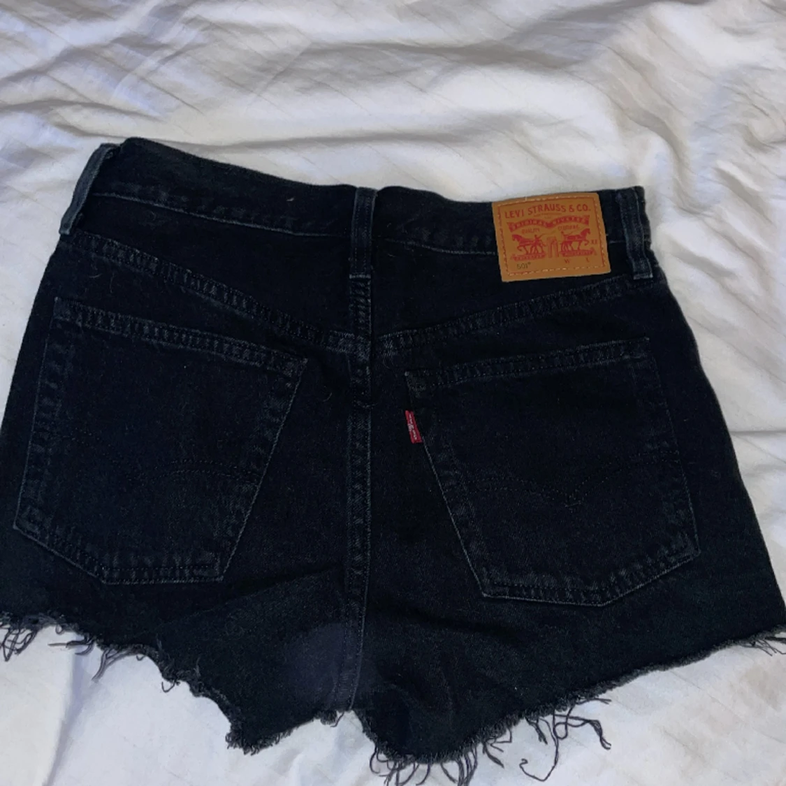 Svarta denimshorts