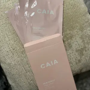 Säljer 4 stycken ”skin boost sheet masks” från CAIA! Väldigt skön och härlig ansiktsmask 🩵
