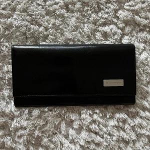 tiger of sweden plånbok  - äkta tiger of sweden plånbok som inte kommer till användning.  100kr! 