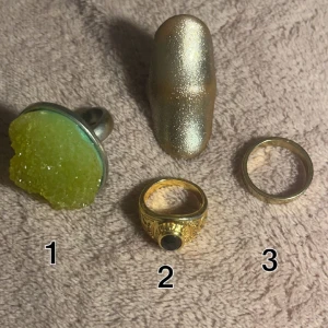 Ringar - Superfina ringar! Nummer 2 och tre är guldpläterade! 15kr/st