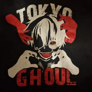 Tokyo Ghoul tshirt! Never used. The print is super clean and fresh just like new.   Aldrig använd! Pris kan diskuteras!
