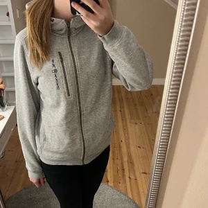 Sail racing tröja  - Väldigt fint skick, änvänd fåtal gånger❤️