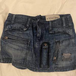 size M dark jean mini skirt 