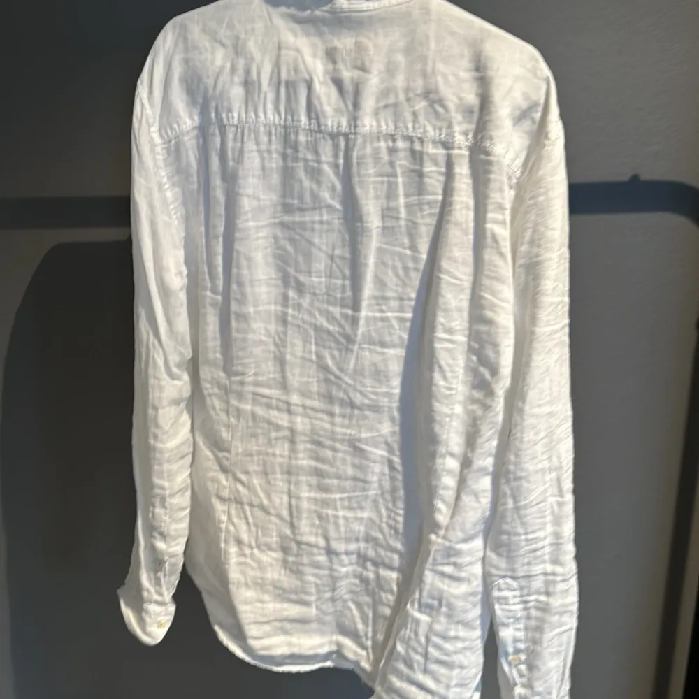 Säljer min stenströms skjorta  Skick 9/10  Knappt använd  Ny pris 1700. Skjortor.