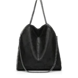 Väska - Säljer min fina väska. Används inte längre. Inga defekter❤️Tiamo väska