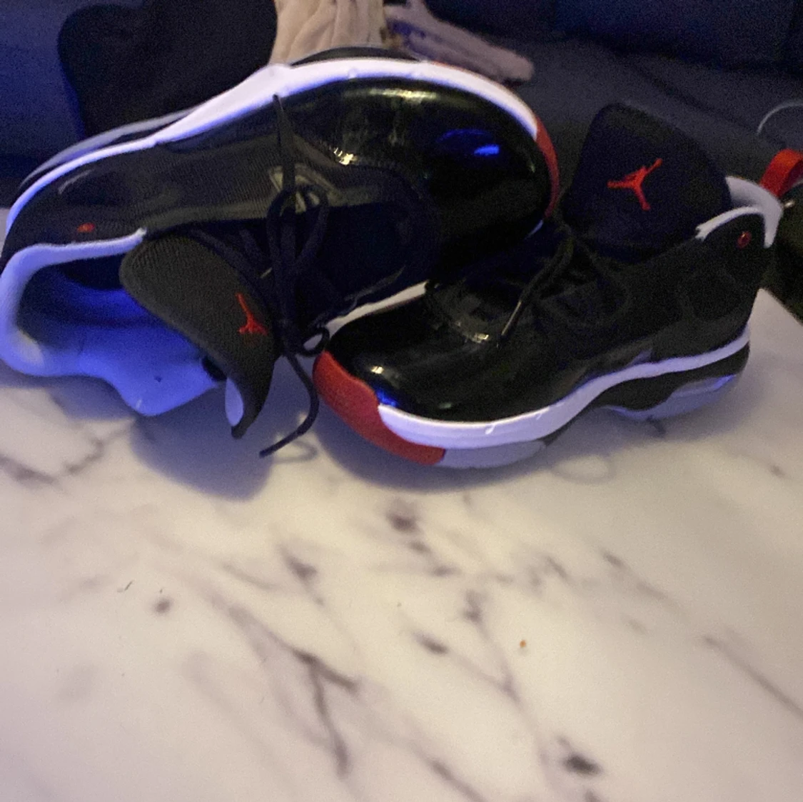 Jordan stay loyal 3 - 90