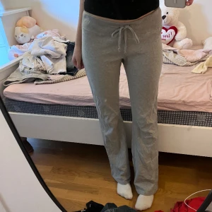 brandy melville mjukis - jättesöta brandy mjukisbyxor, skriv för frågor 🩷