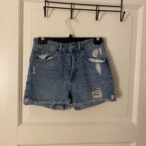 Jeans shorts! - Aldrig använda! Fint sick!