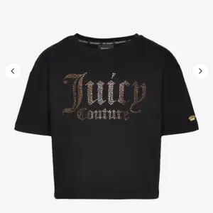 Kort juicy tröja den ser ut som tröjan på bilden fast i silver text  och utan kronan på sidan❤️tryck gärna på köp nu 