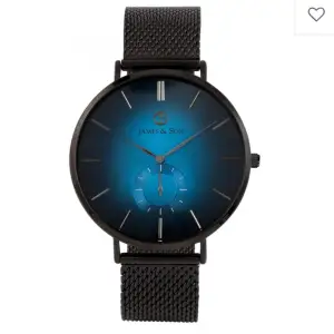 Snygg herr klocka! Köpt på ur & Penn. Oringalpris 1000 kr men säljer för 300. 💙