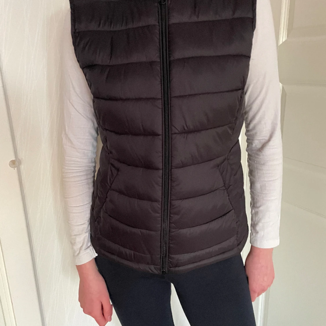 Väst i storlek XS - 90