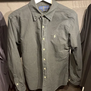 Ralph lauren skjorta svart storlek S - Bra skicka, inga deffekter