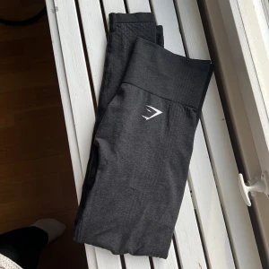 Gymshark tights - Använder inte då de är stora på mig, bra skick! 🥰