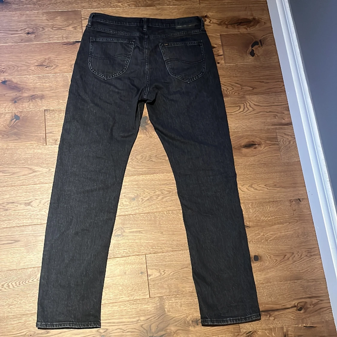 Lee jeans (svarta) - 90