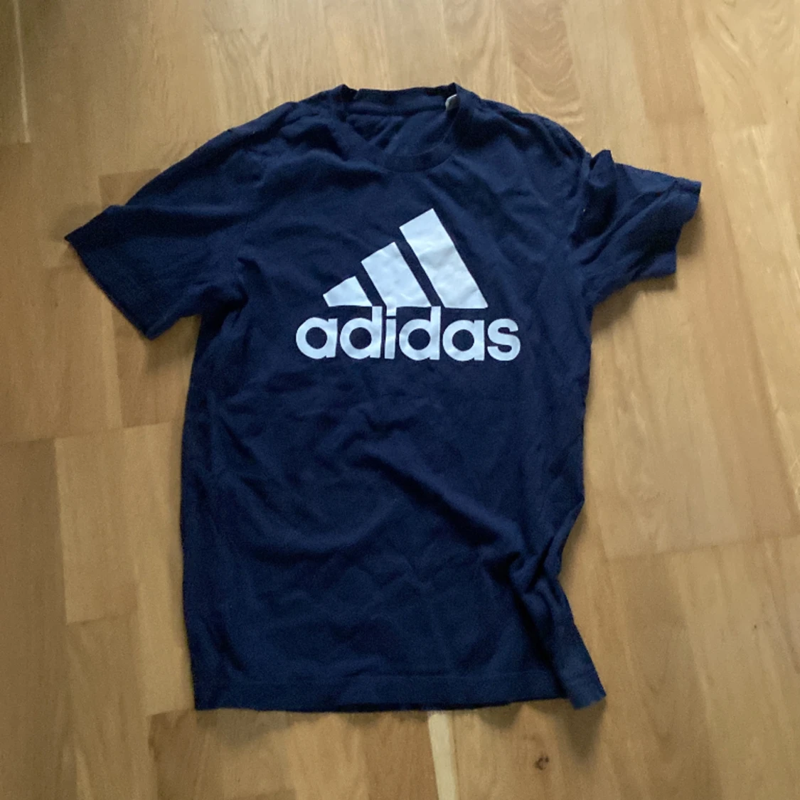 Adidas t-shirt
