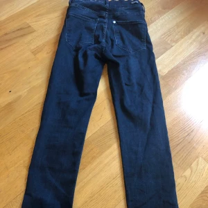 Jeans - Säljer ett par snygga jeans💞
