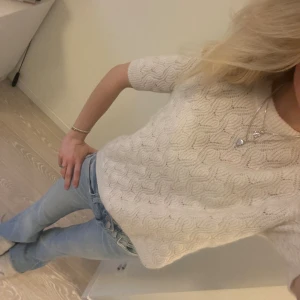 Stickad Tshirt i mohair  - Såå fin stickad Tshirt från h&m i mohairull💕 använd en gång 