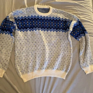 Fair Isle Tröja  - En fair isle tröja i ull. Mycket fint mönster. 