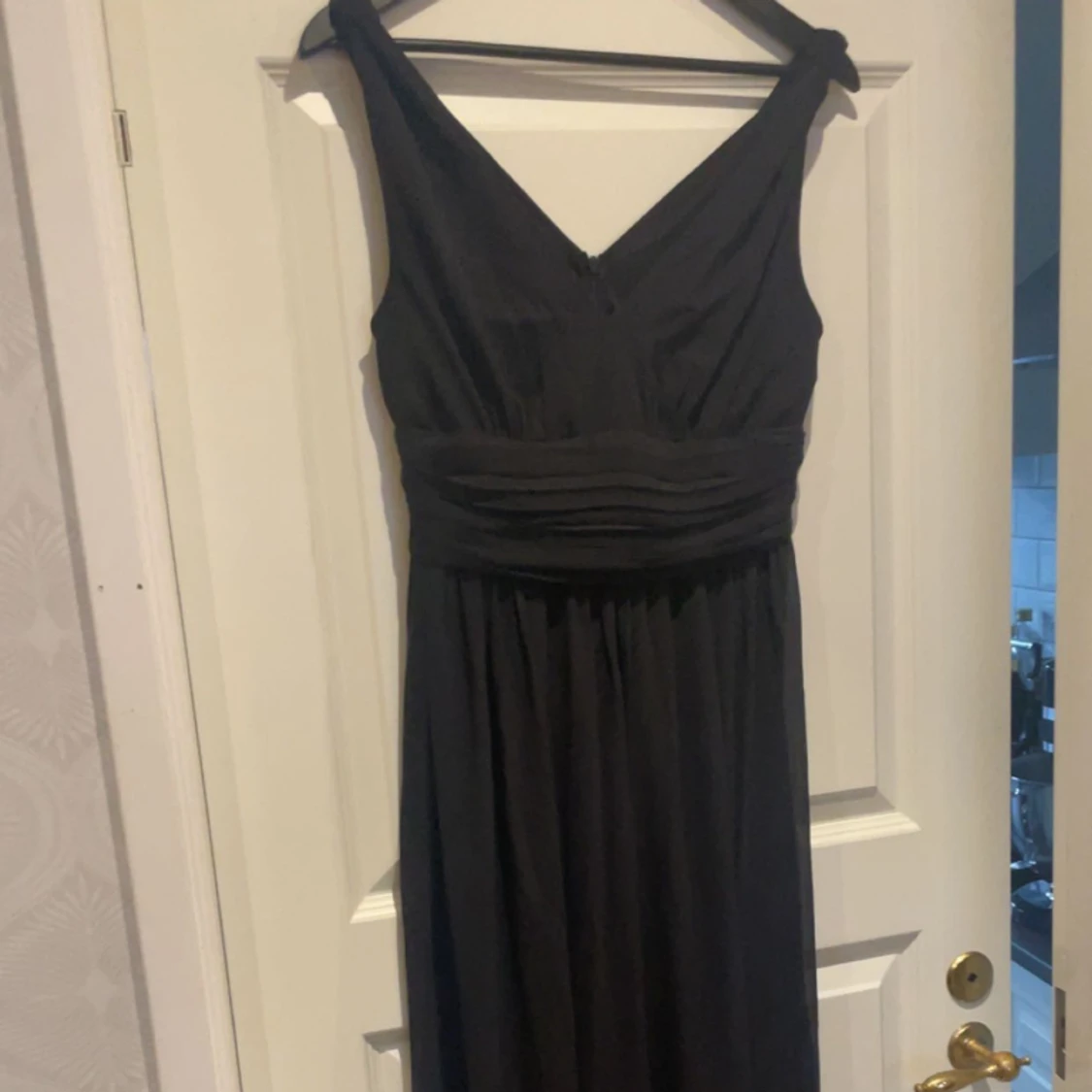 Svart balklänning ifrån EVER PRETTY - 90