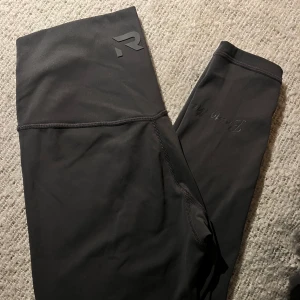 Relode tights Alice x Reliode - Mörkgråa relode tights, oanvända 