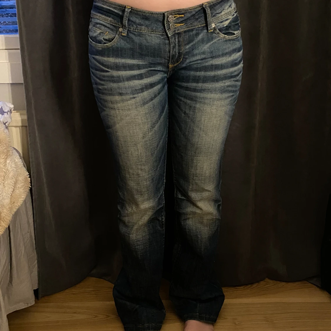 Flared jeans