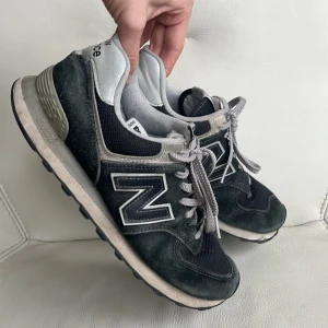 New balance  - New balance sneakers. Måttligt använda. Storlek 42 (EU), 8.5 (U.S.)