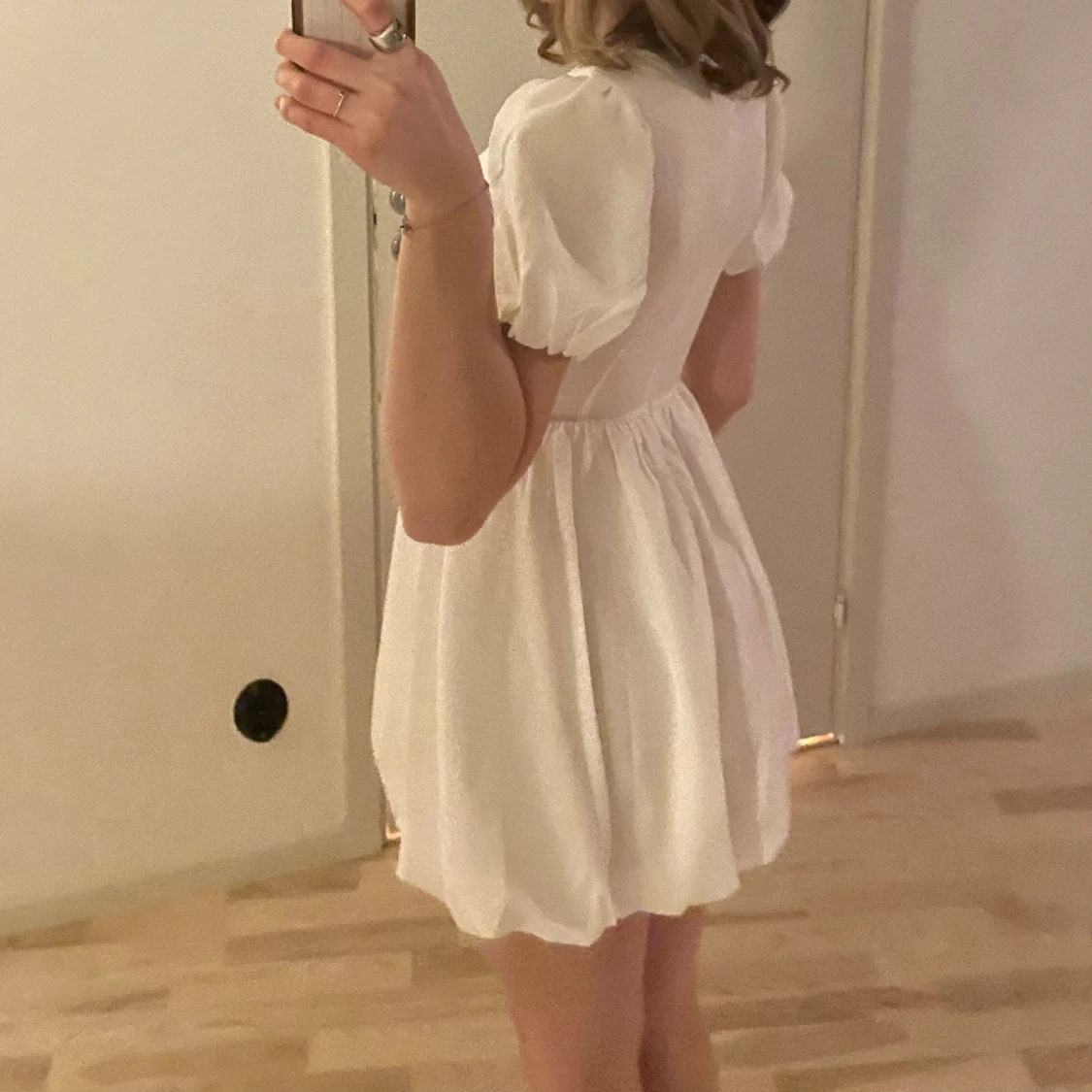 Helt ny studentklänning  - 90